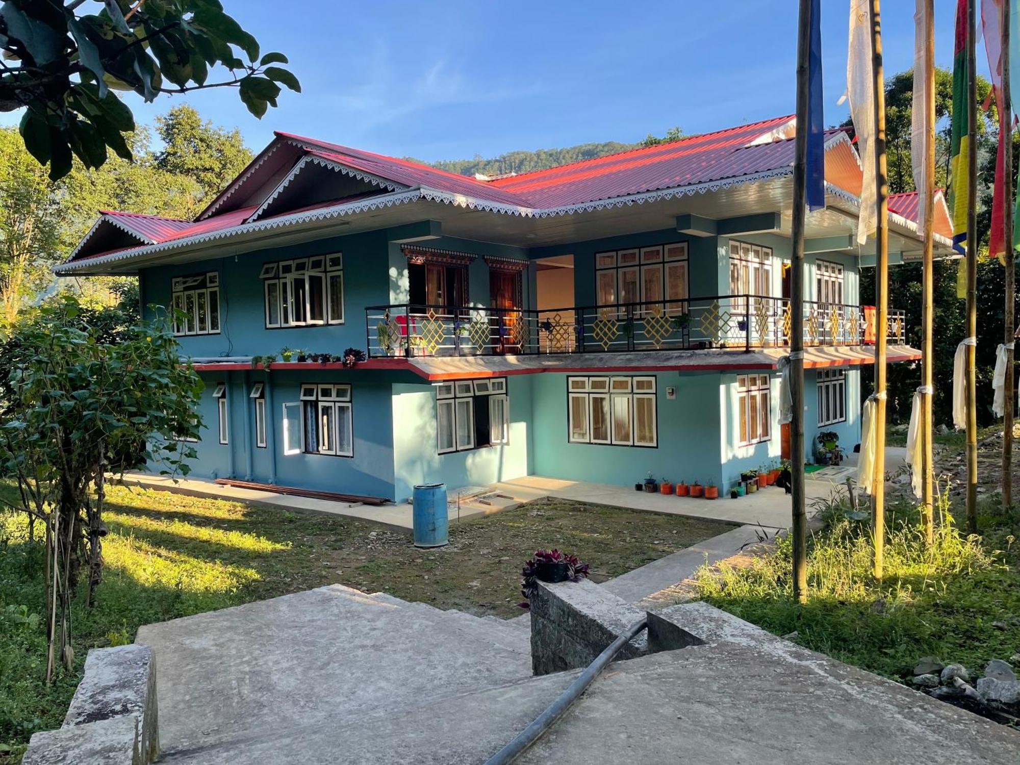 Khimsha Homestay Пелинг Екстериор снимка