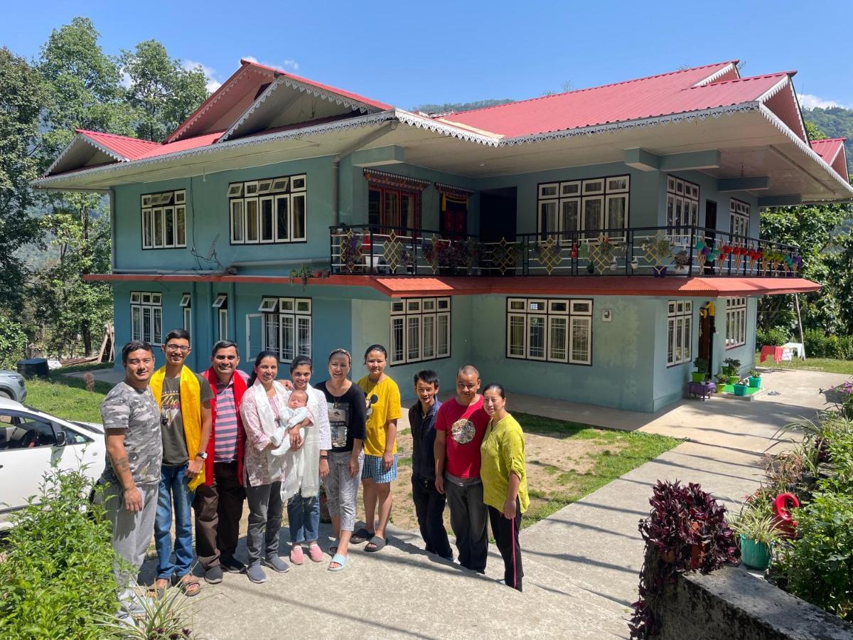 Khimsha Homestay Пелинг Екстериор снимка